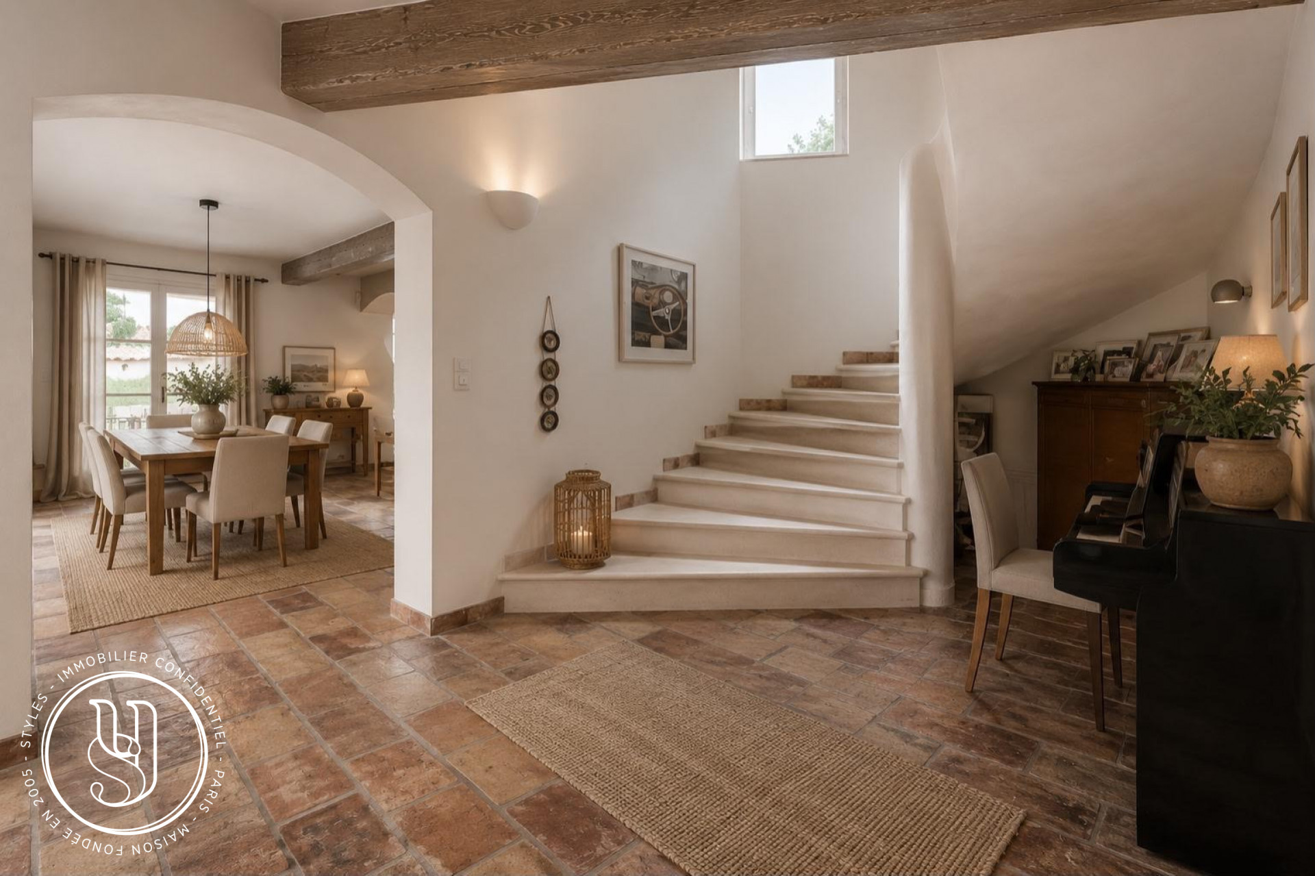 Maussane-les-Alpilles - Property with authentic charm - image 3