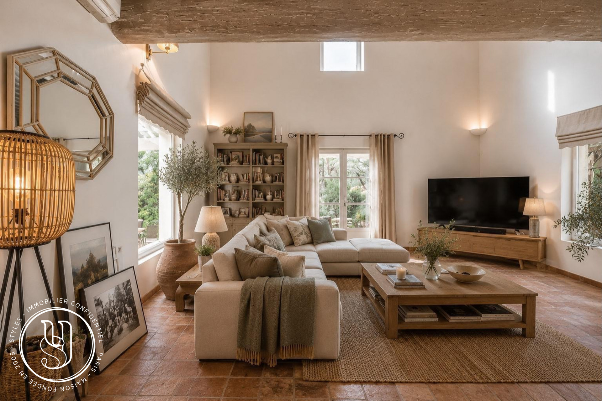 Maussane-les-Alpilles - Property with authentic charm - image 9