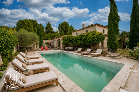 Maussane-les-Alpilles - Propriété au charme authentique - image 1