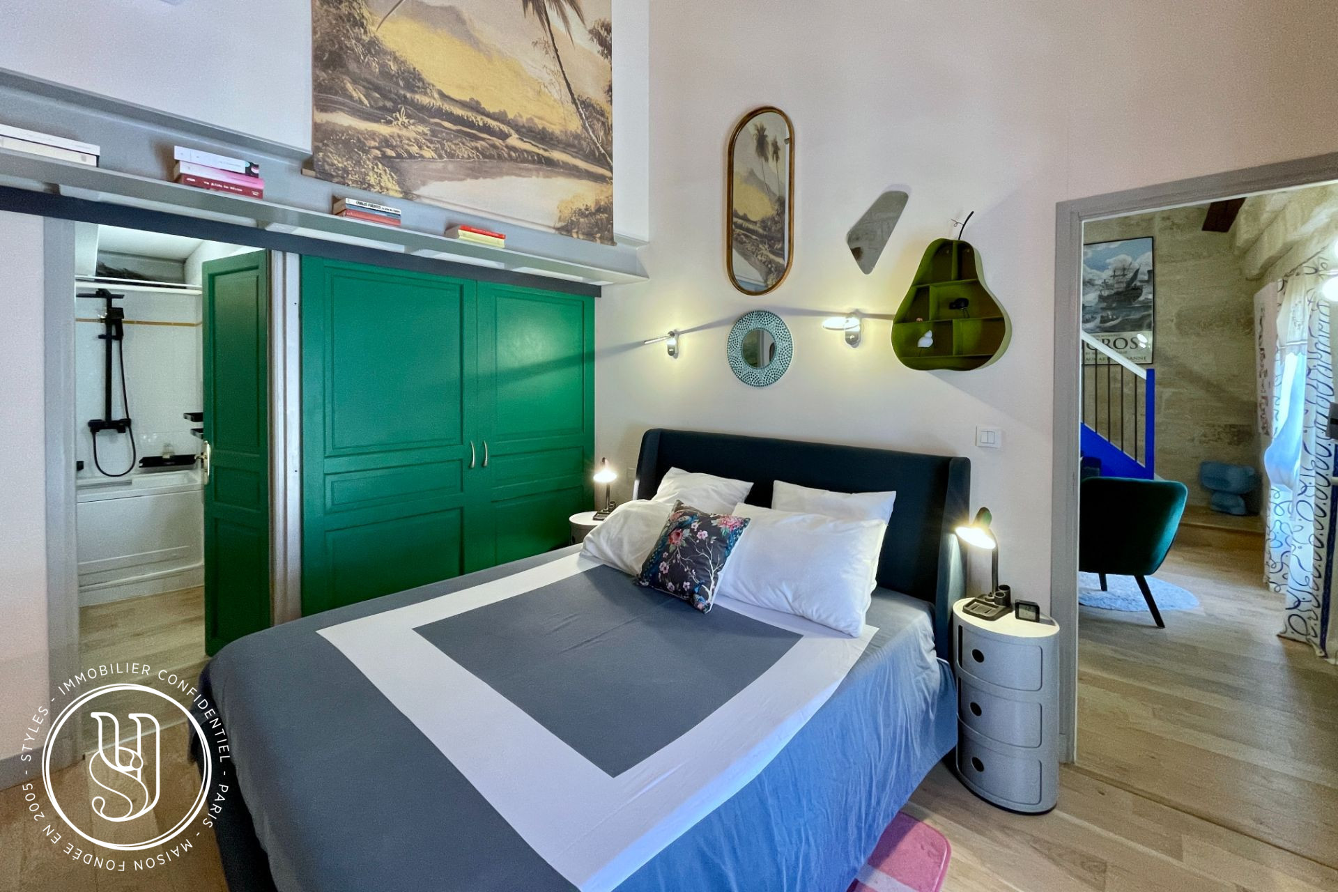 Uzès - charming apartment in a quiet setting within an iconic locatio - image 11