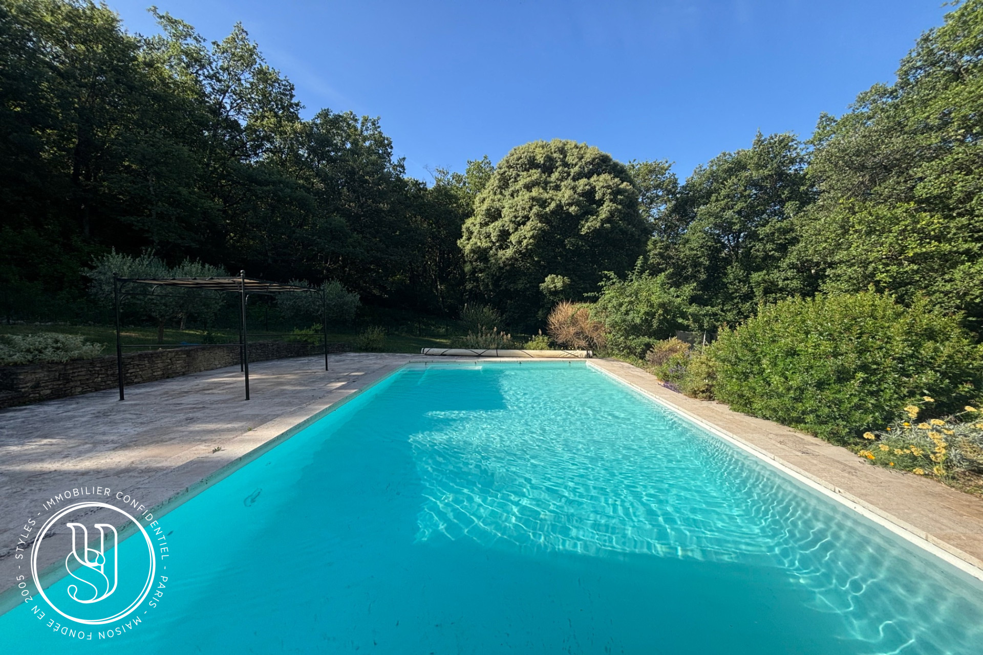 Uzès - Close - Large stone family house with pool and barn. - image 11