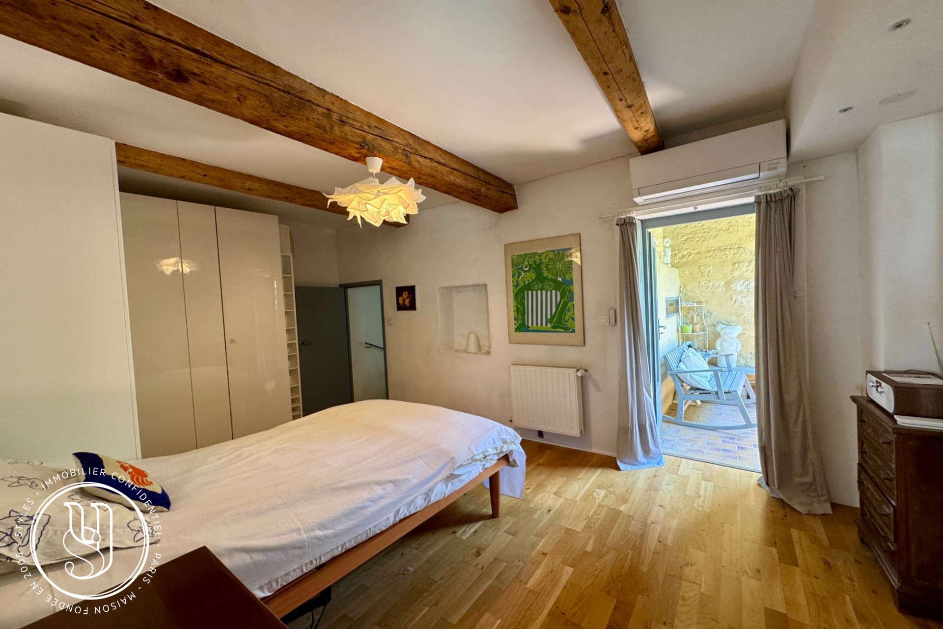 Uzès - Renovated Townhouse with Garage, Terrace, and Separate Apartme - image 7