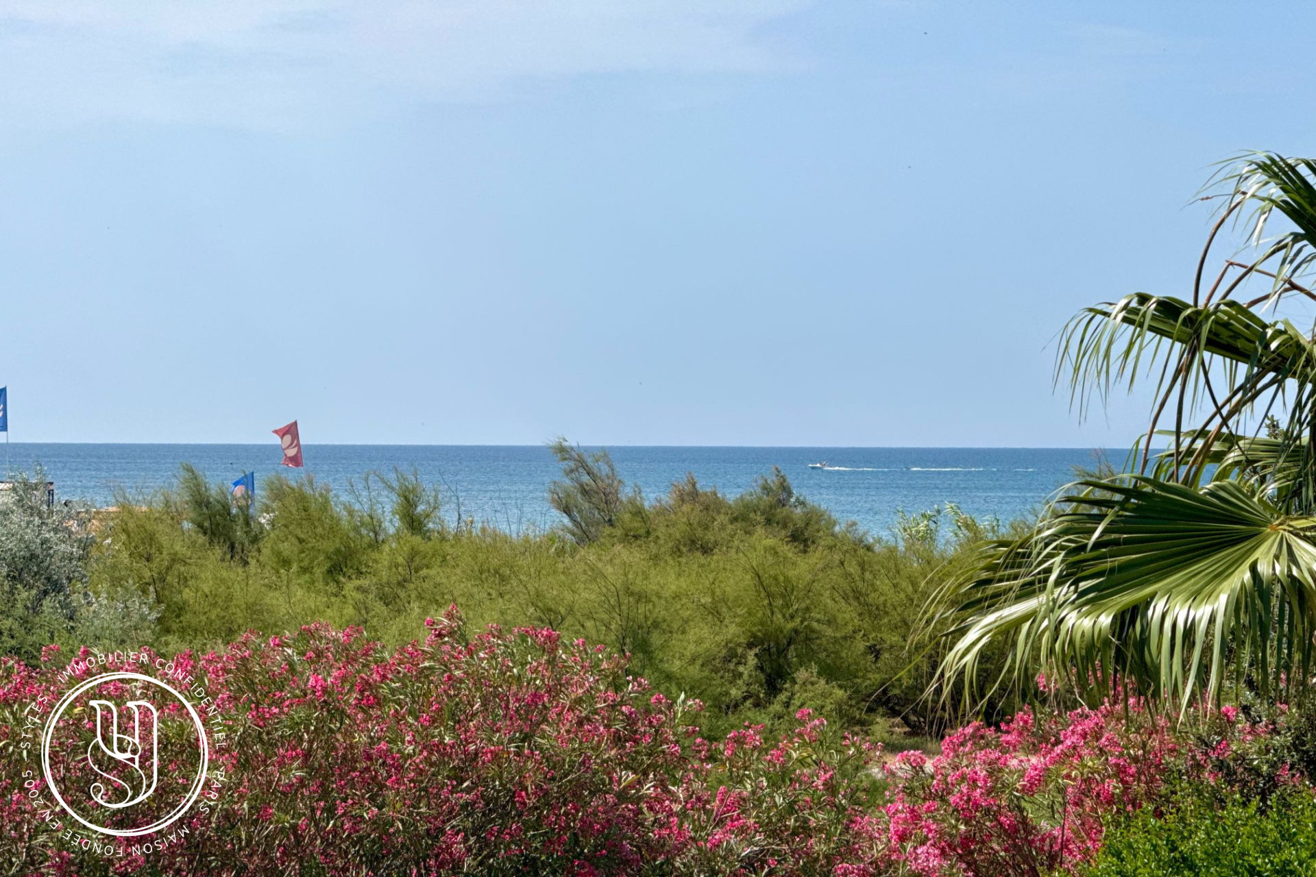 Sète - Exceptional contemporary villa on the beachfront - Sète  - image 2