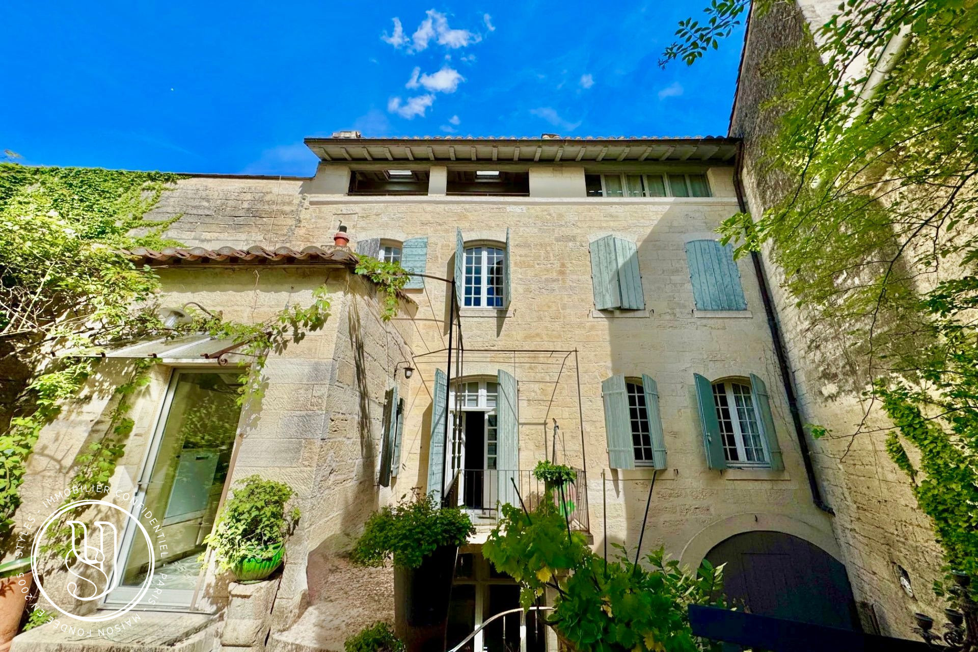 Uzès - centre historique, Collection privée - un hôtel particulier co - image 1