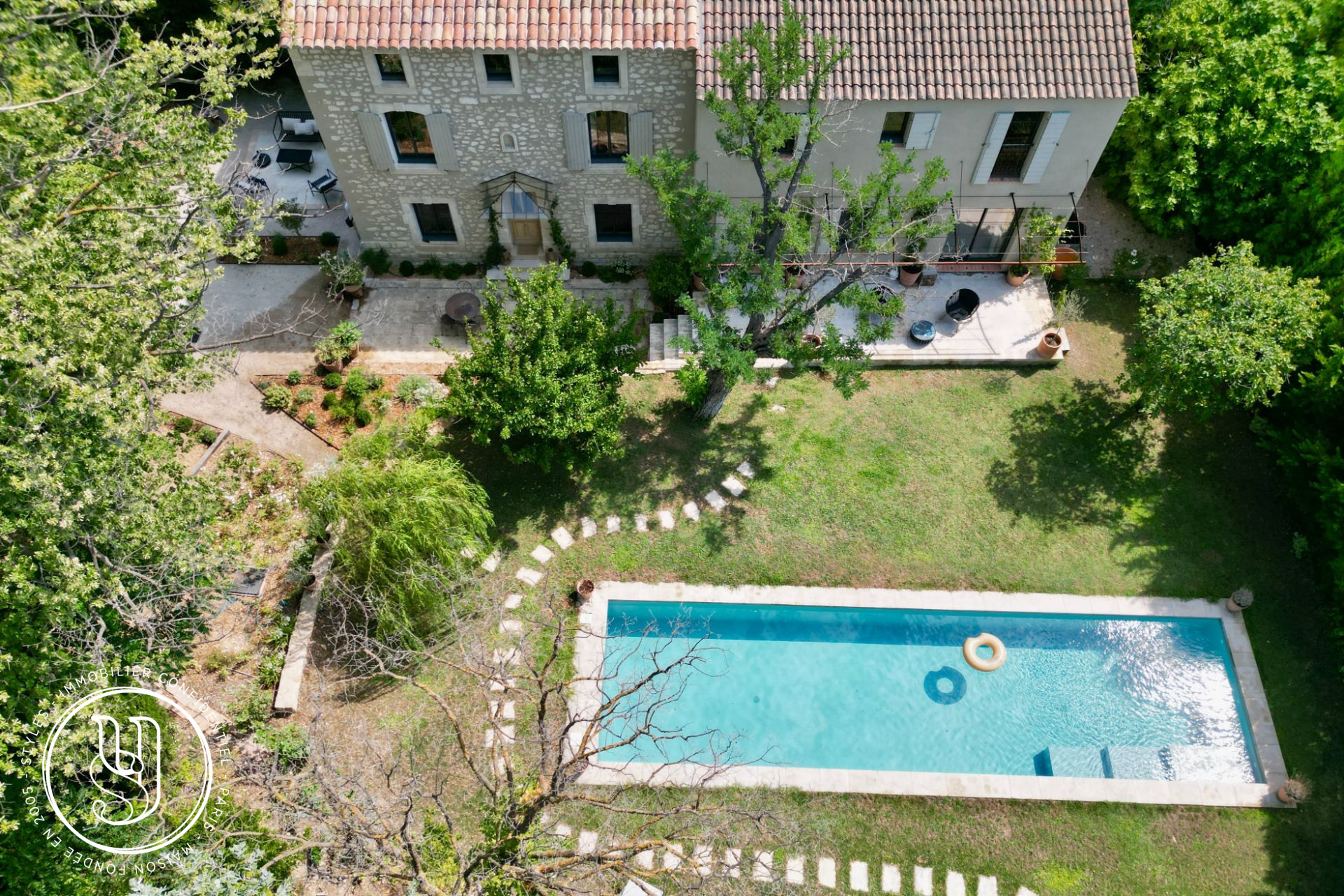 Paradou - Character farmhouse recently renovated - image 8