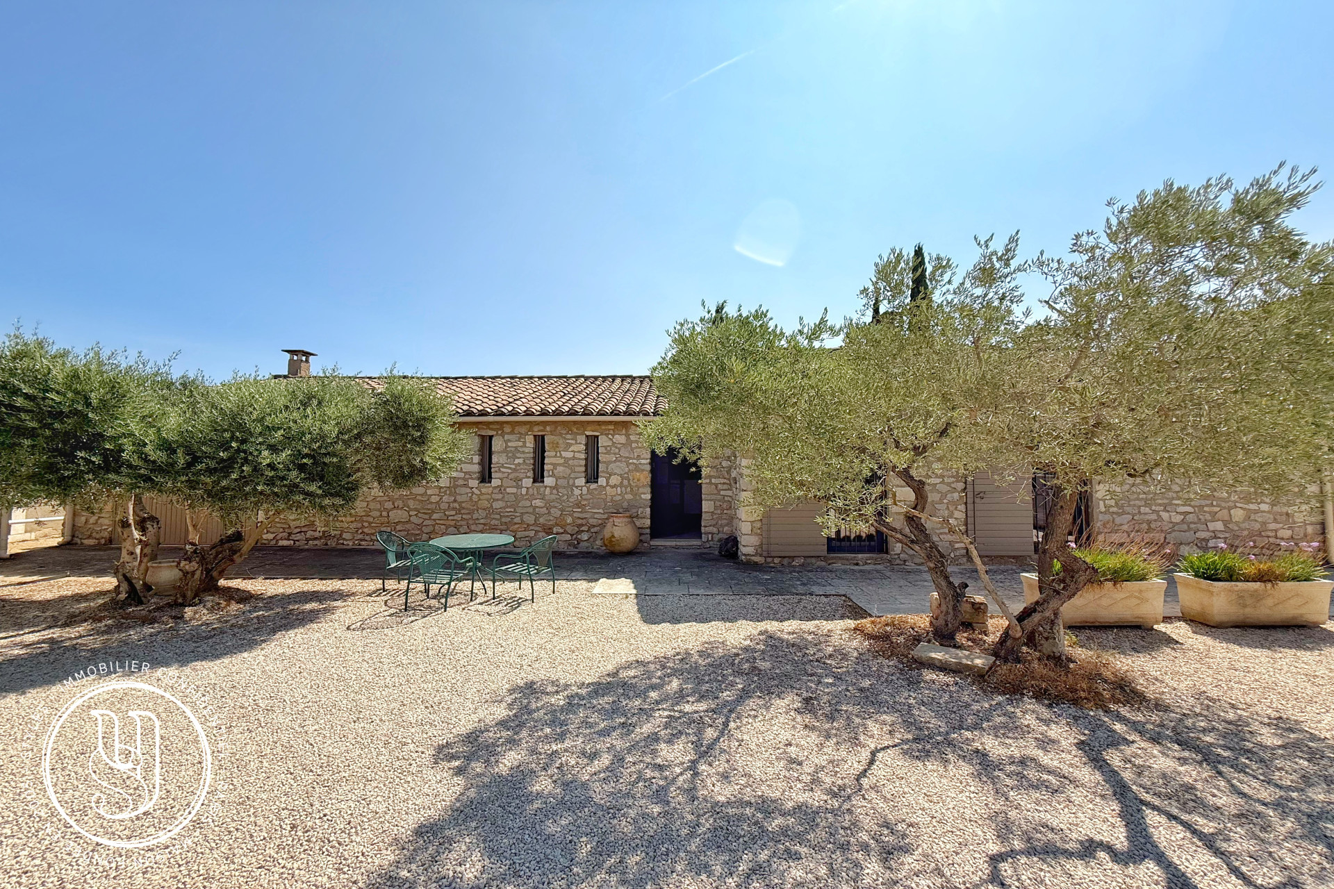 Eygalières - Propriété en pierre avec maison d''amis et piscine - image 3