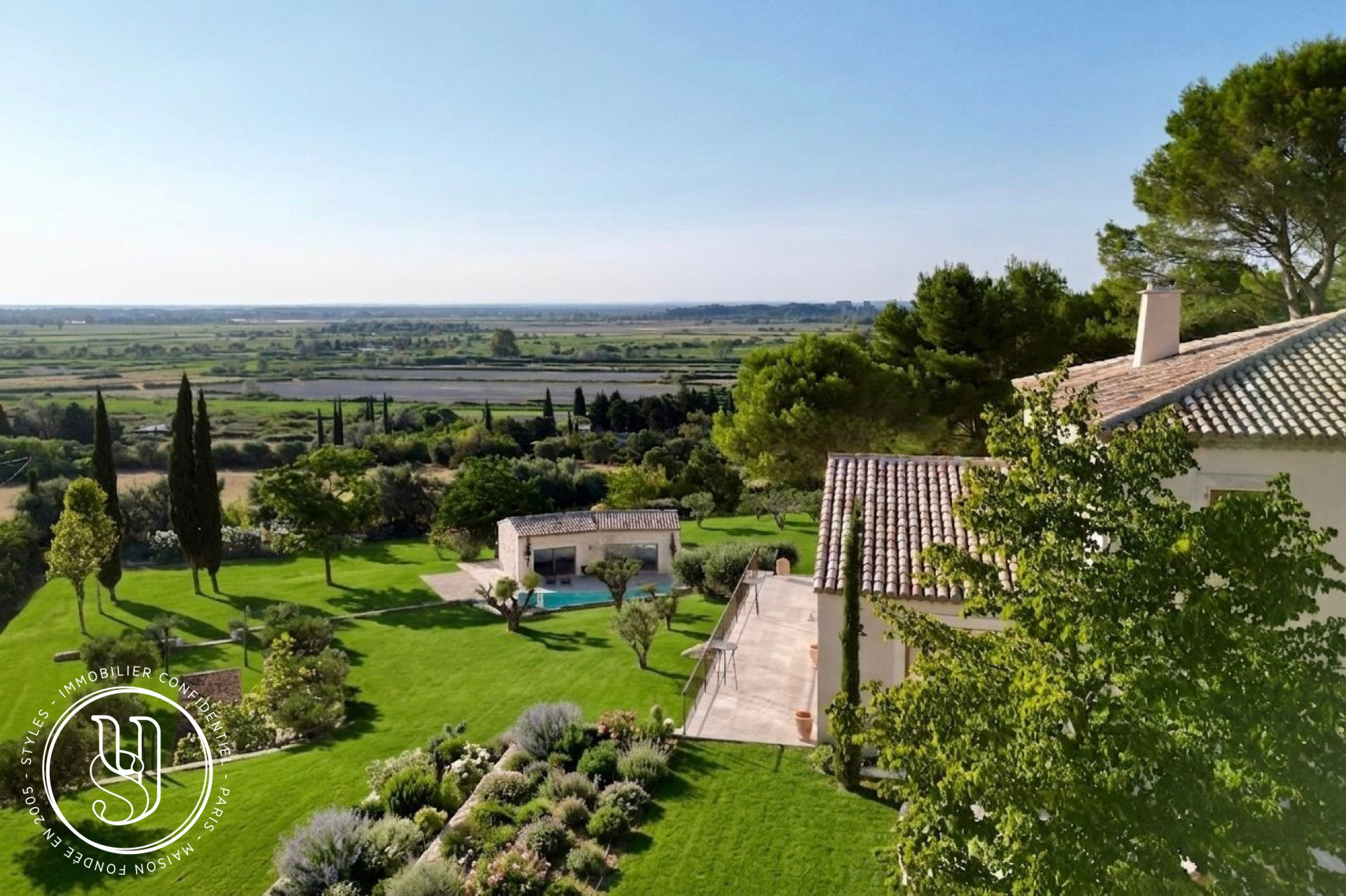Arles - BARBEGAL ? Exceptional Estate at the Gates of the Alpilles - image 3