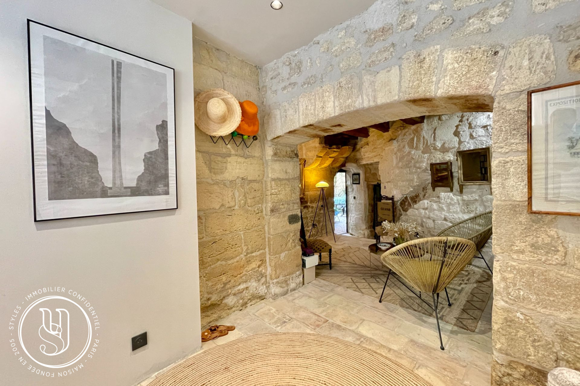 Uzès - centre, sous offre, L''élégance rencontre l''art de vivre. - image 12