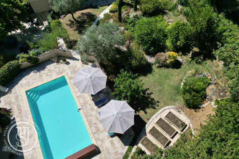 Uzès - proche, un bien de charme avec extension contemporaine - image 1