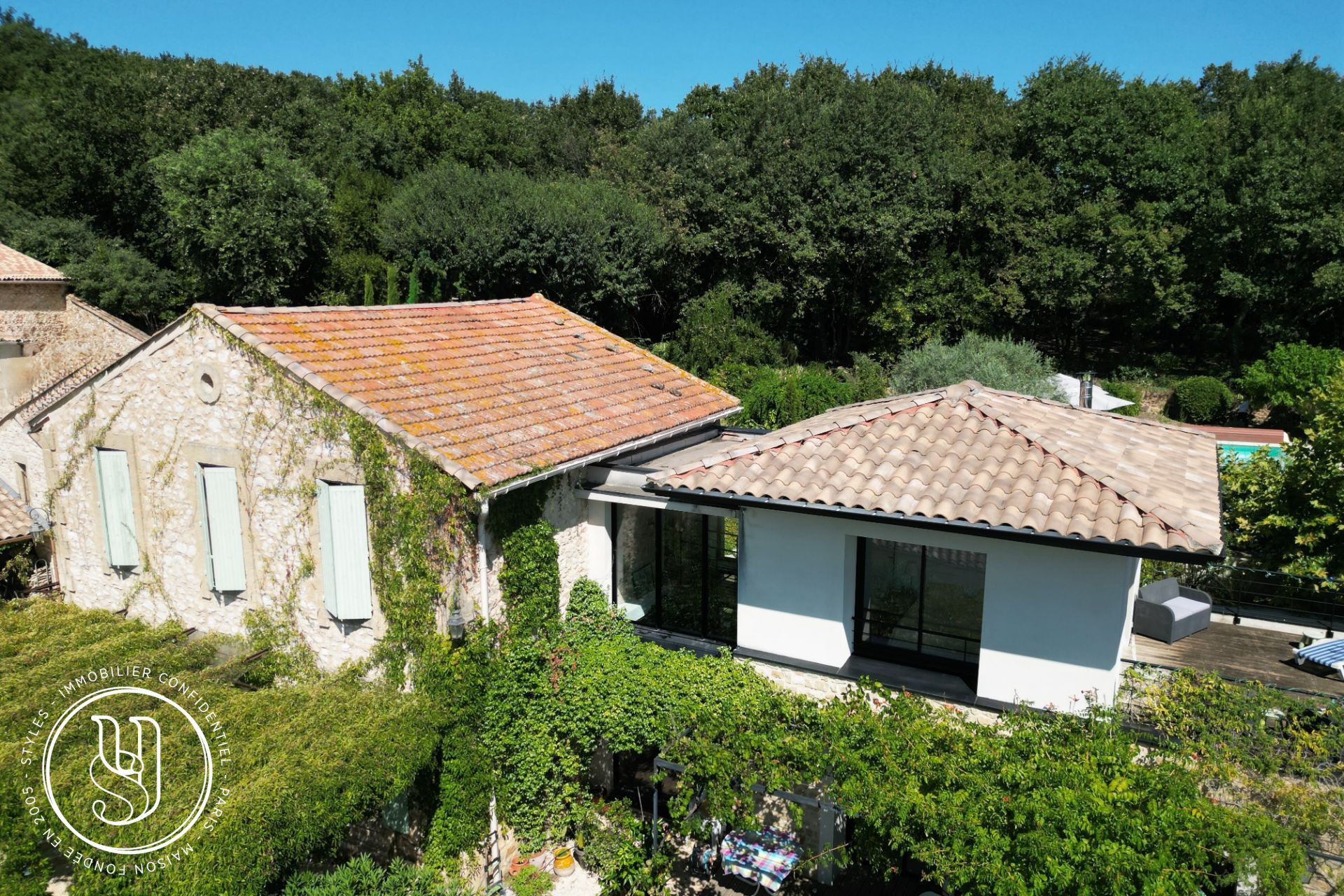 Uzès - proche, un bien de charme avec extension contemporaine - image 16