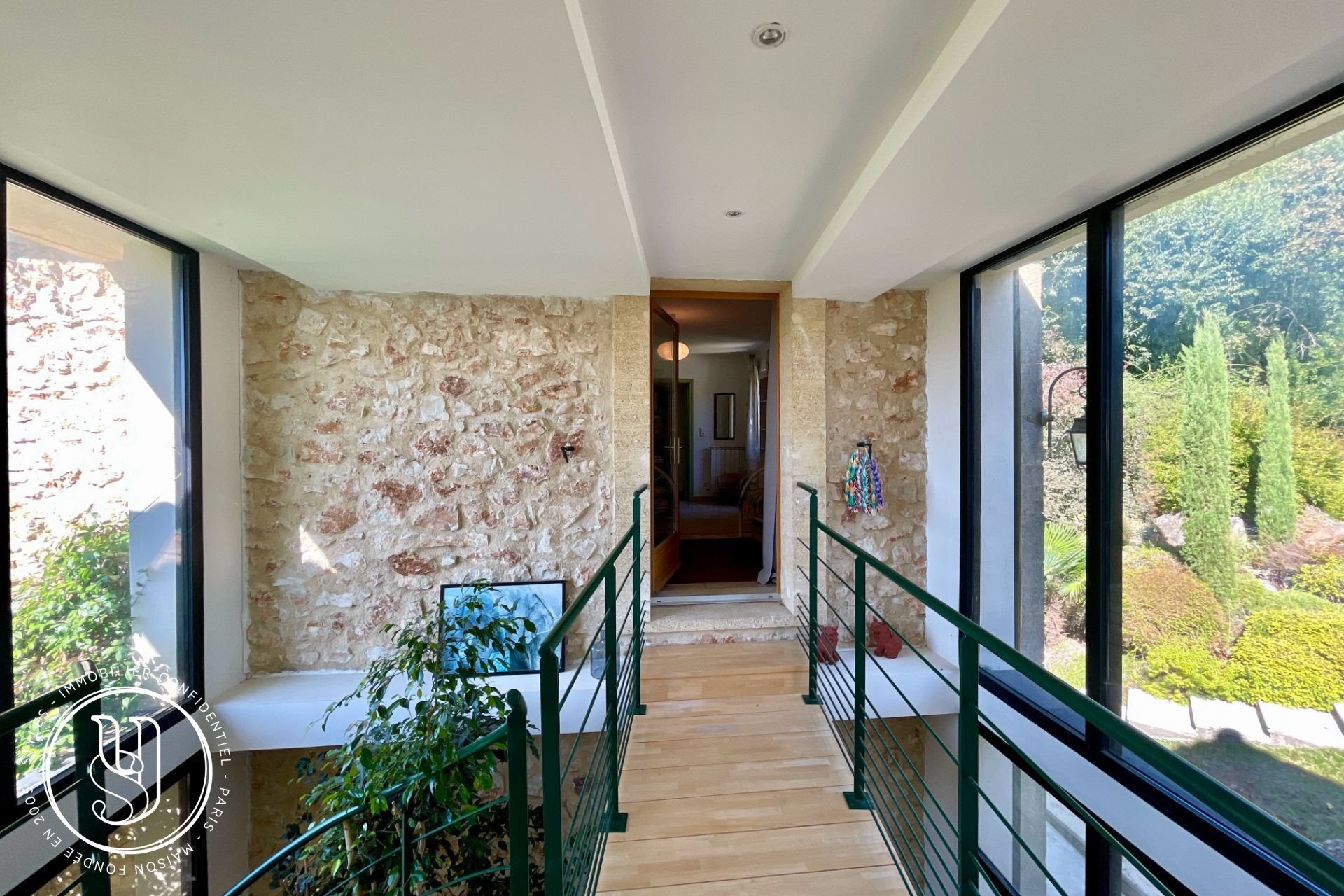 Uzès - proche, un bien de charme avec extension contemporaine - image 10