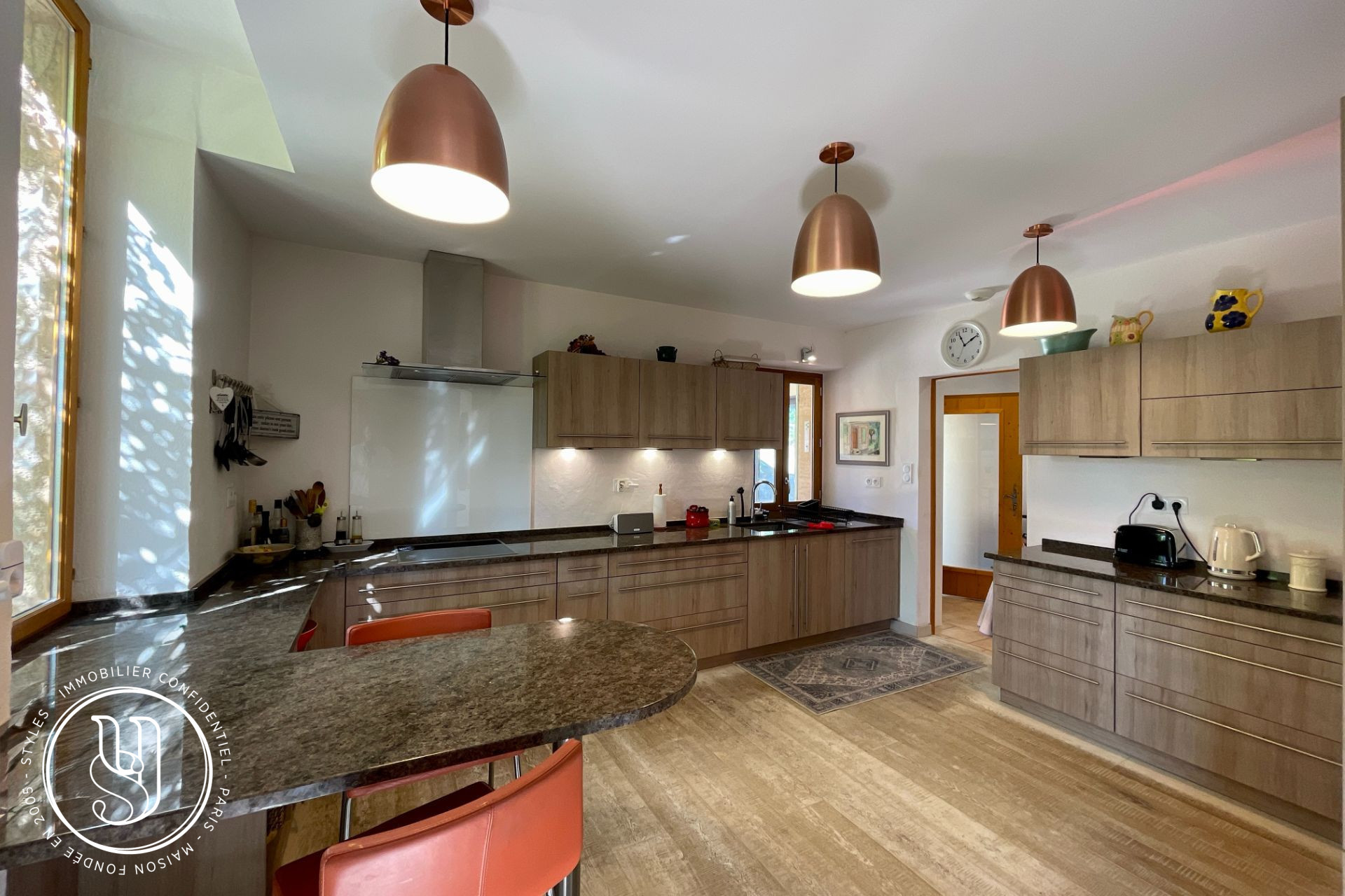 Uzès - proche, un bien de charme avec extension contemporaine - image 7