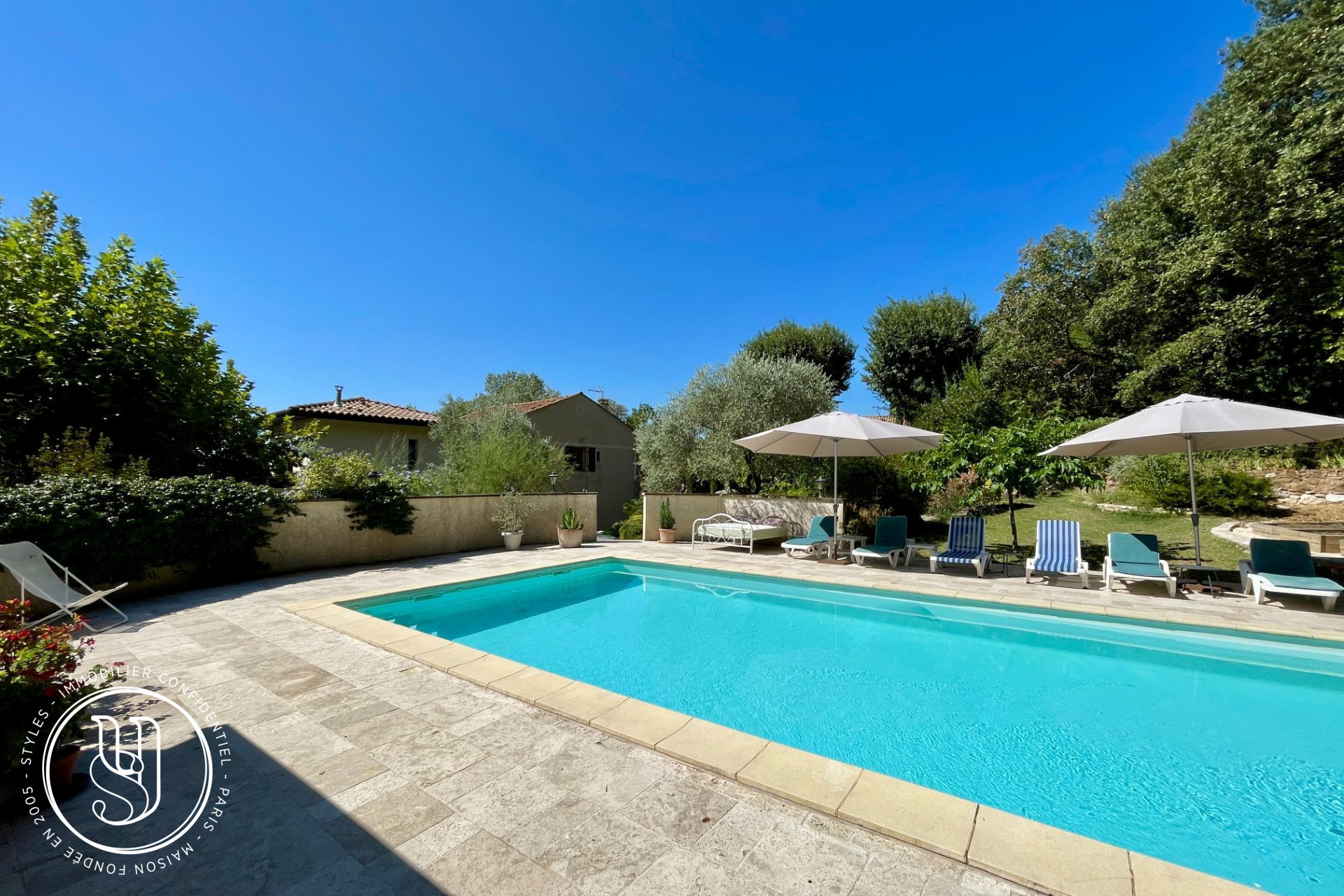 Uzès - proche, un bien de charme avec extension contemporaine - image 11