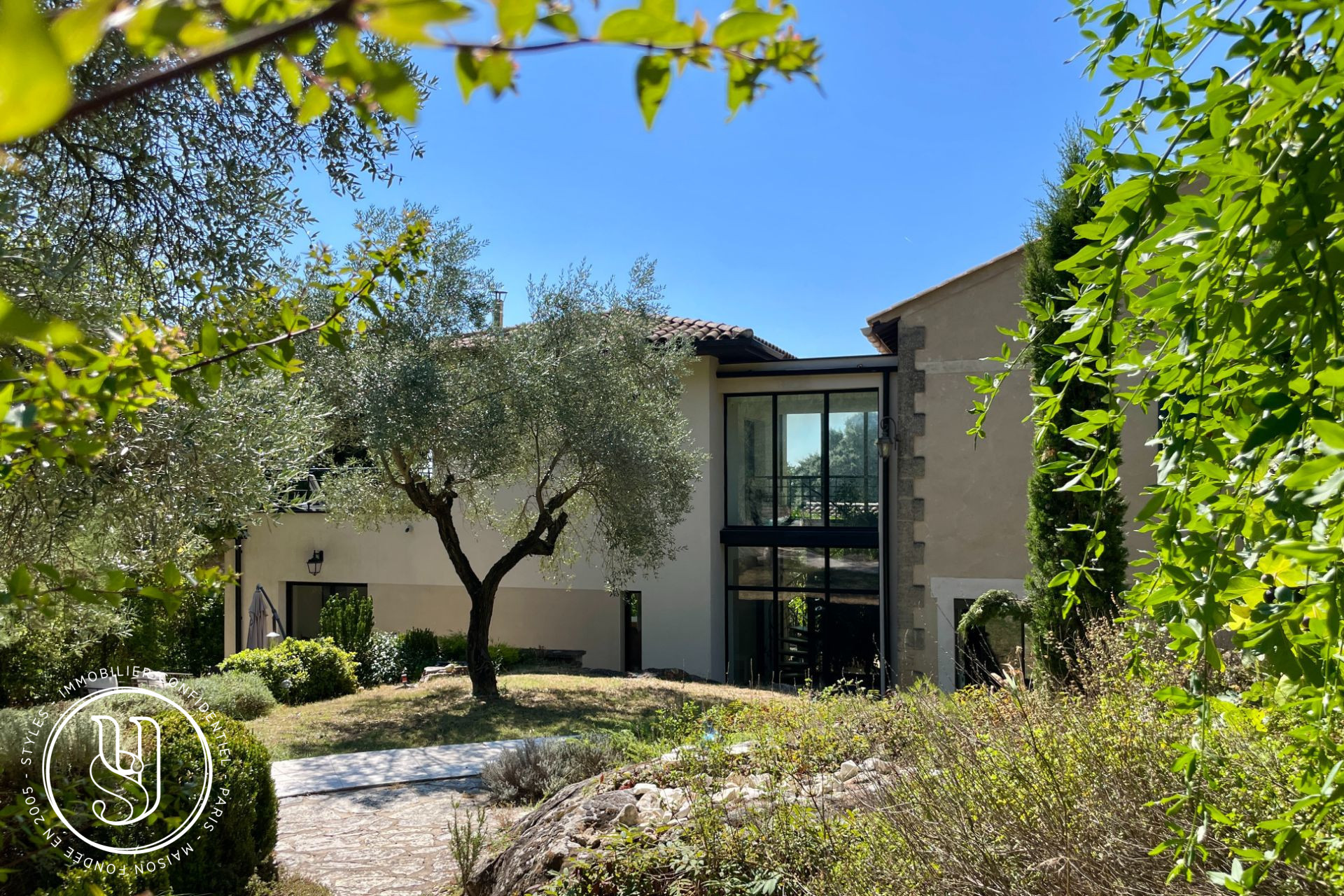 Uzès - proche, un bien de charme avec extension contemporaine - image 6