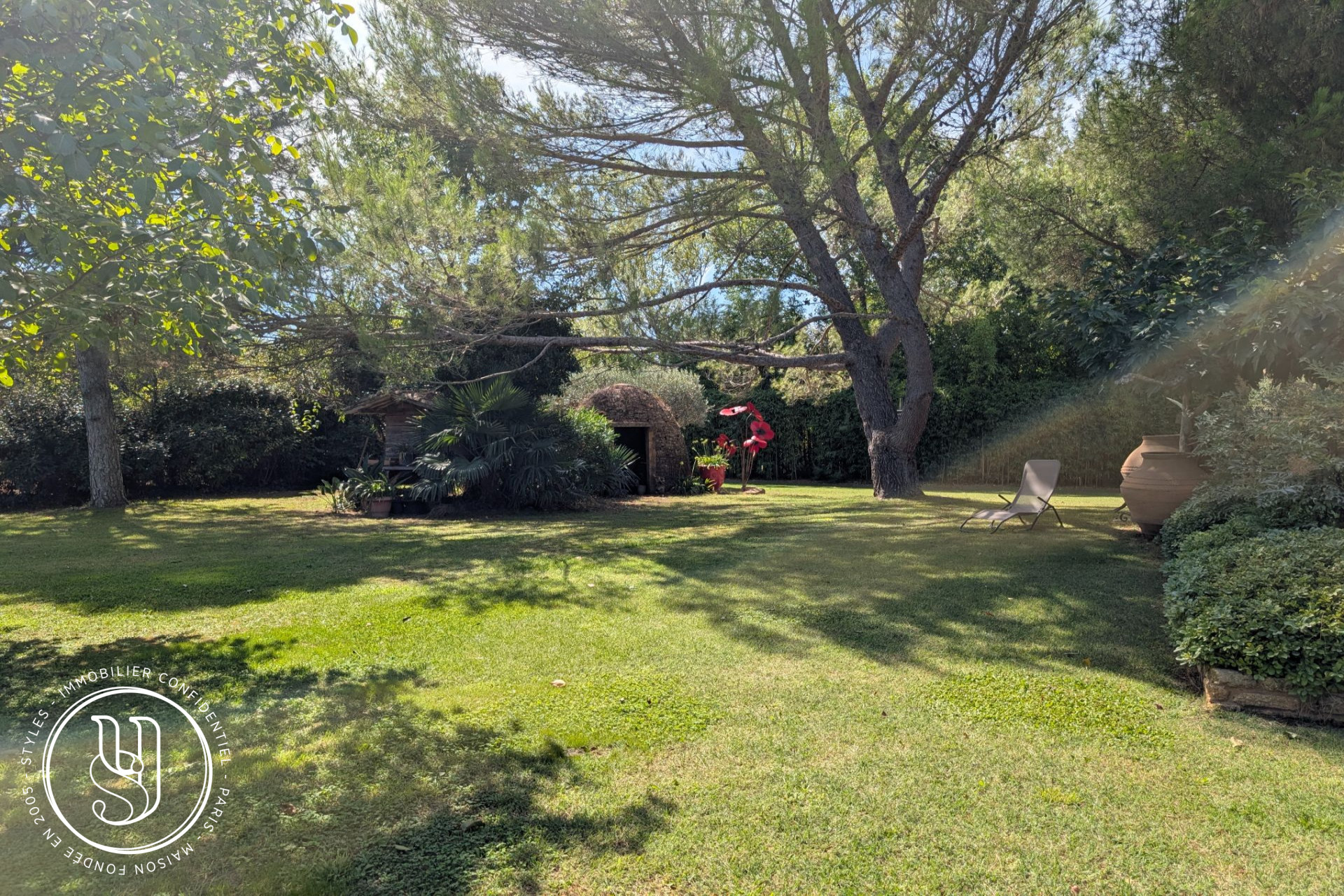 Uzès - close to Uzès and the Pont du Gard - a charming estate with ra - image 18