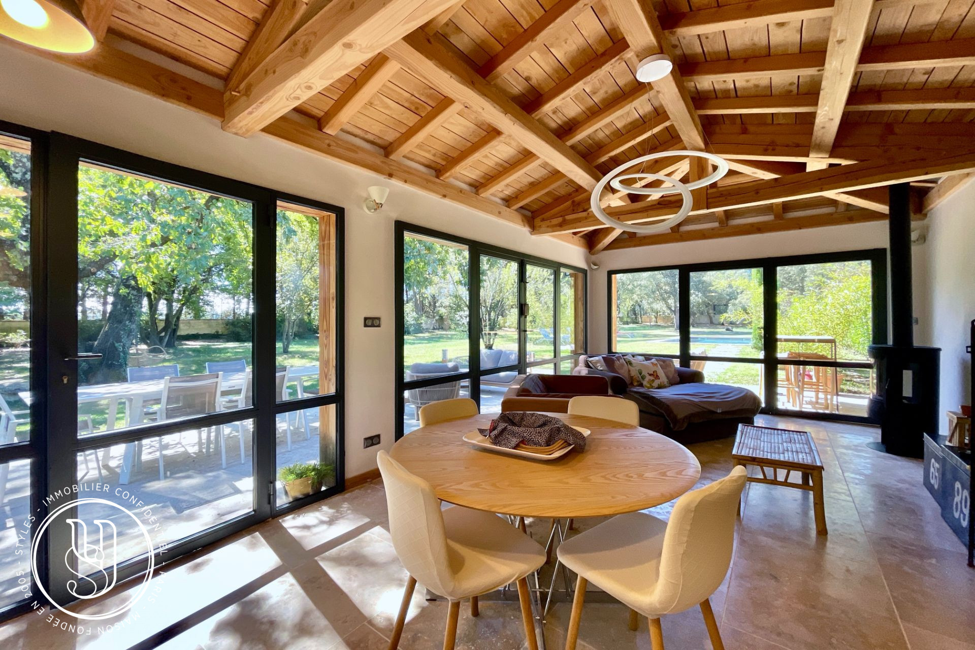 Uzès - close by, authentic Provençal farmhouse with pool house and tr - image 11
