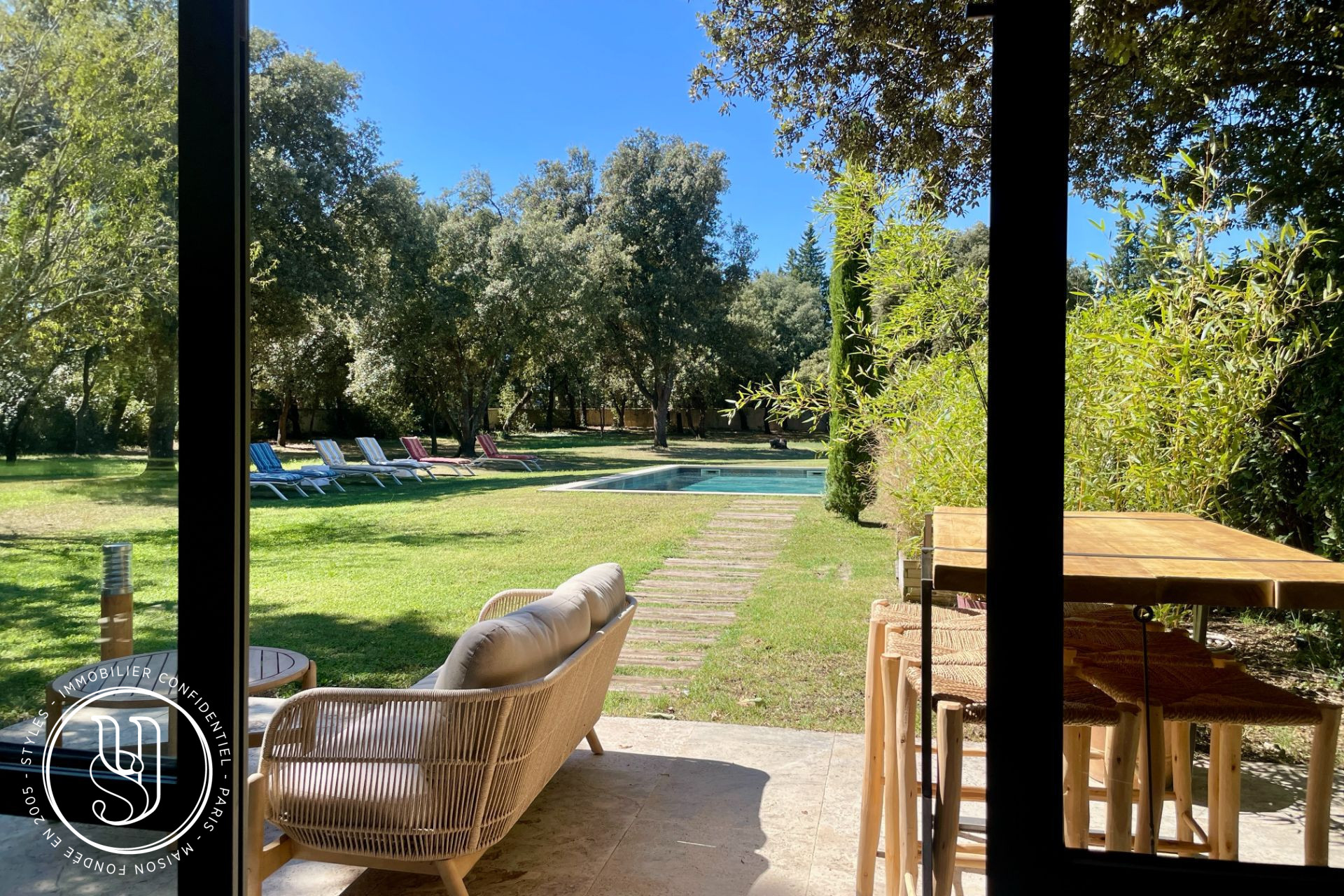 Uzès - close by, authentic Provençal farmhouse with pool house and tr - image 12