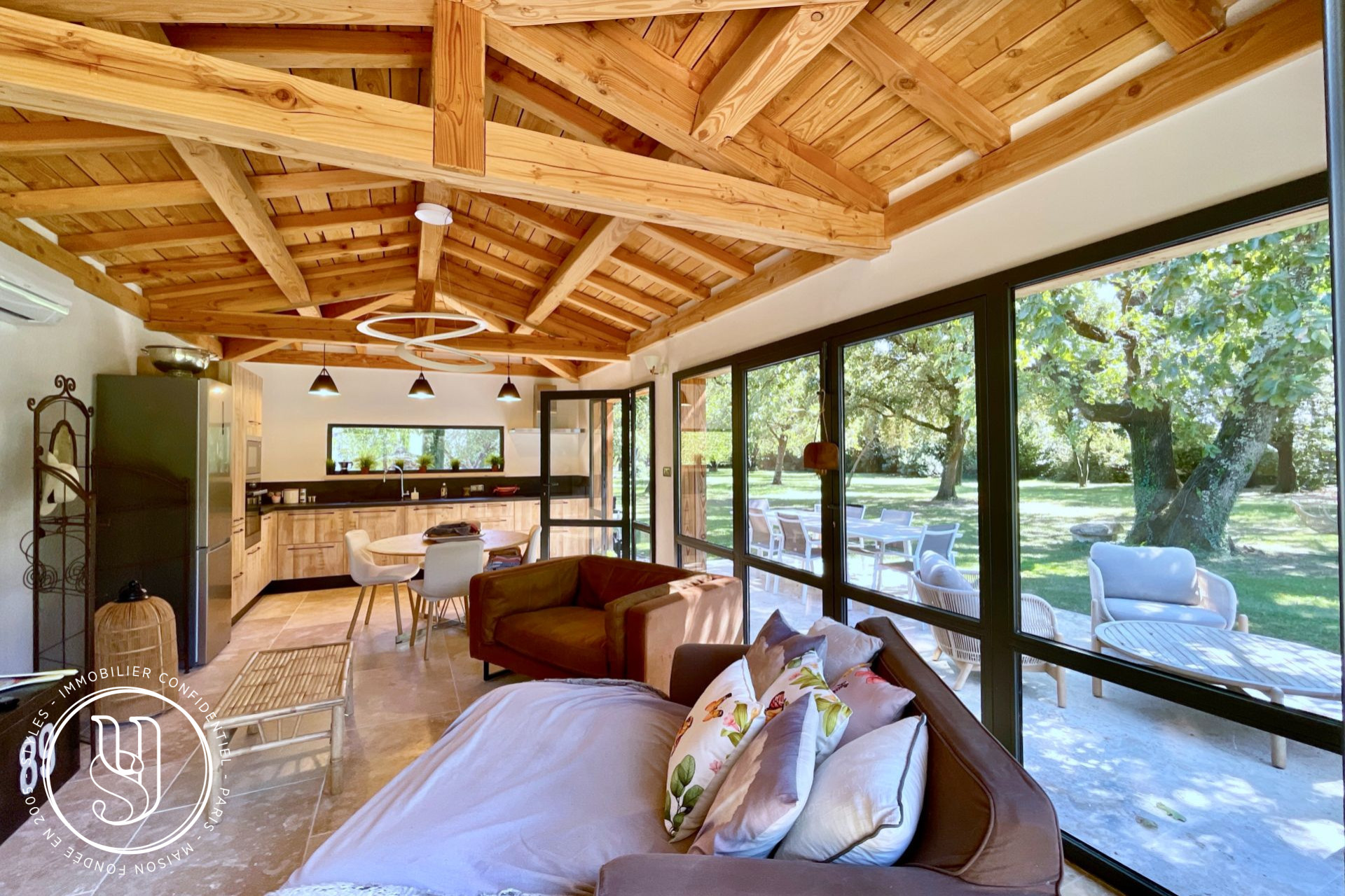 Uzès - close by, authentic Provençal farmhouse with pool house and tr - image 15