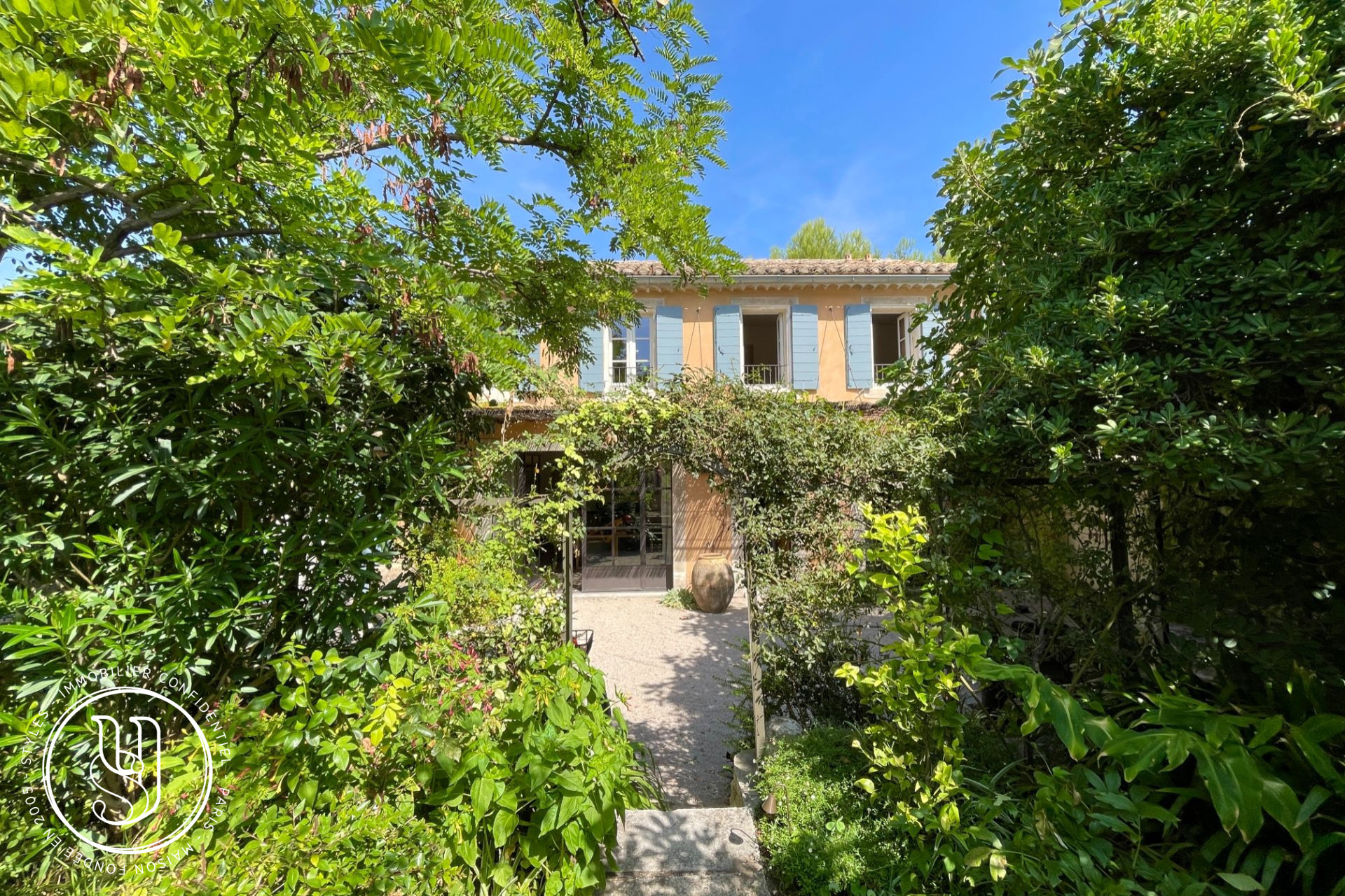 Saint-Rémy-de-Provence - Une adresse discrète à deux pas du coeur de Saint-Rémy-de-Prove - image 13