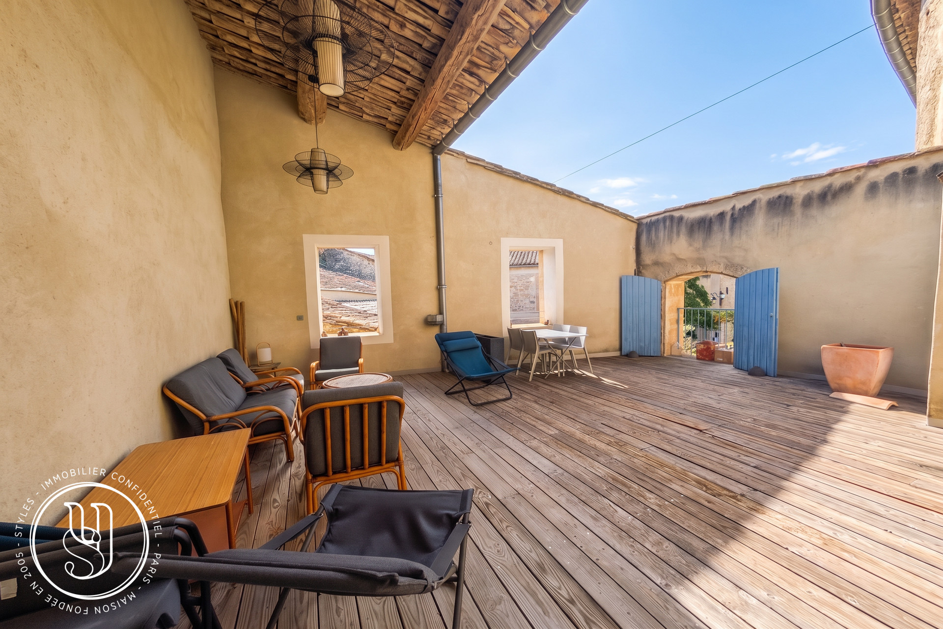 Uzès - close by, Character home - authenticity and lifestyle at the h - image 3
