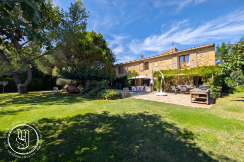 Uzès - close to Uzès and the Pont du Gard - a charming estate with ra - image 1