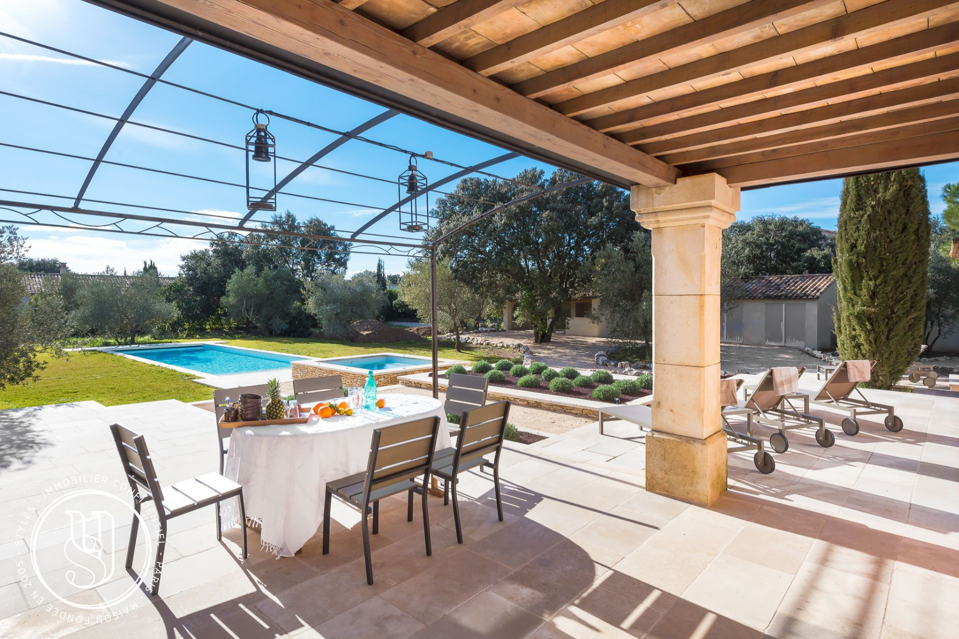 Uzès - proche, Propriété de prestige aux portes d''Uzès - image 3