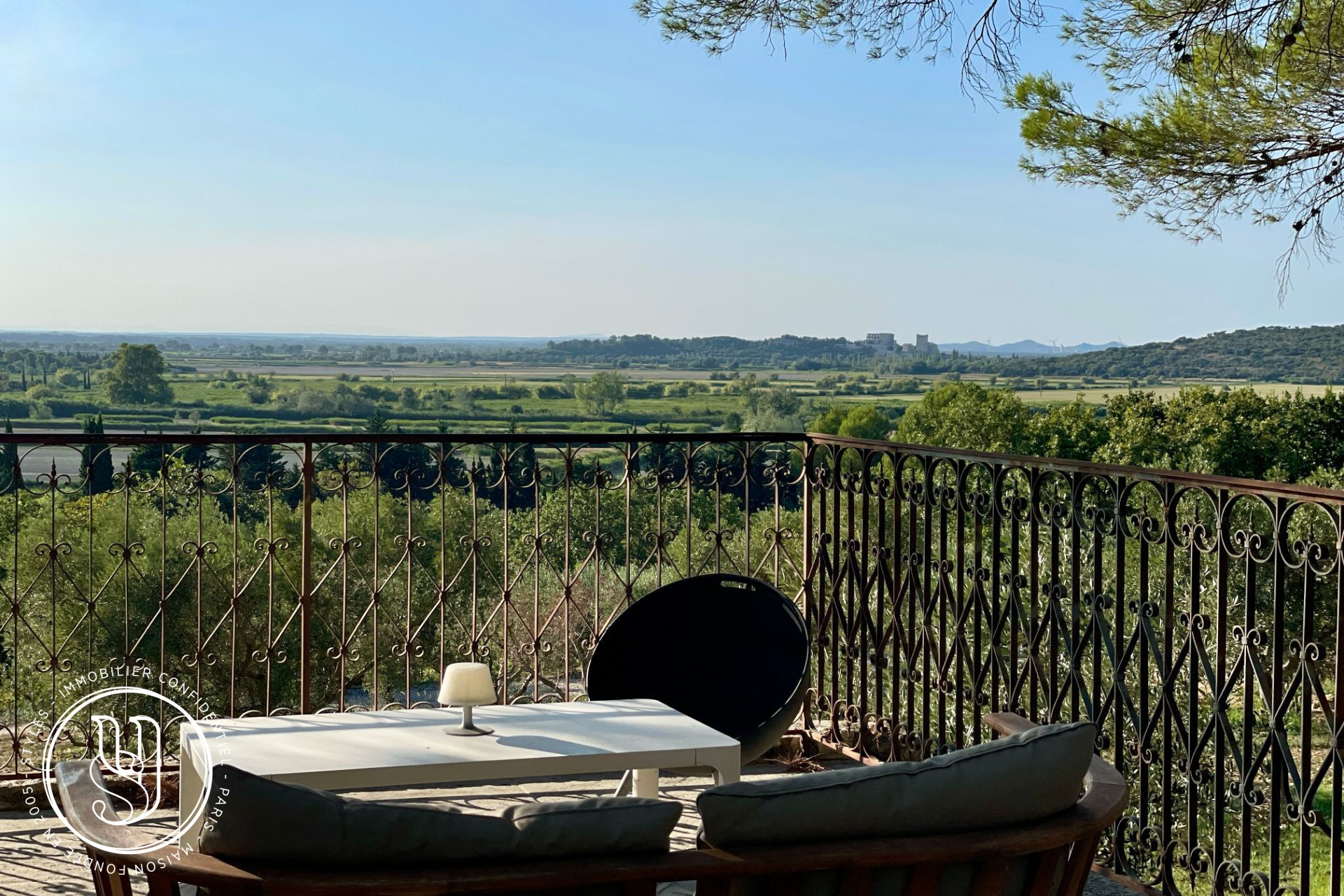Arles - BARBEGAL - Exceptional Estate at the Gates of the Alpilles - image 11