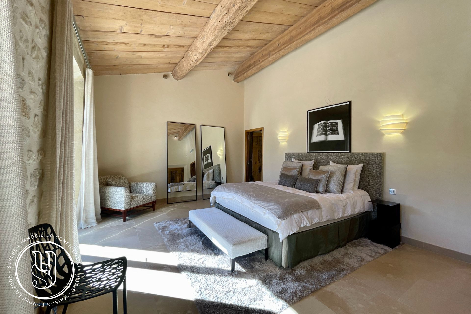 Saint-Rémy-de-Provence - Exceptional farmhouse with panoramic views over the Alpilles - image 16