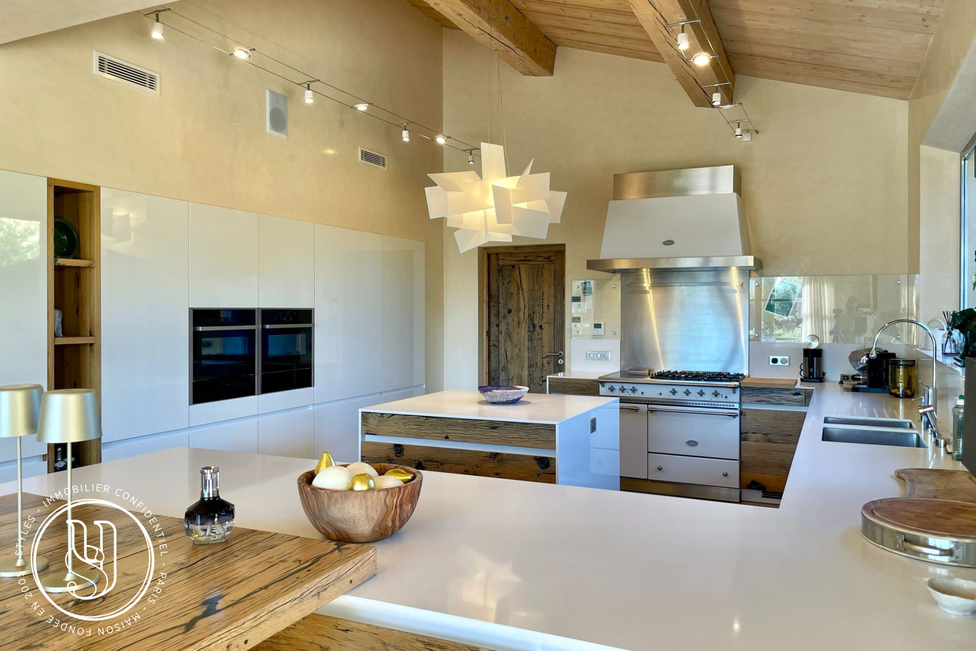 Saint-Rémy-de-Provence - Exceptional farmhouse with panoramic views over the Alpilles - image 10