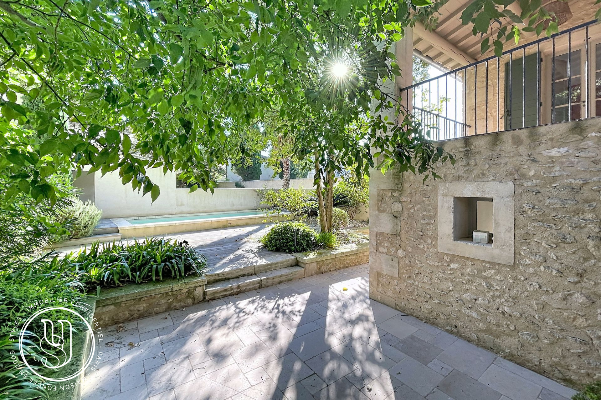 Saint-Rémy-de-Provence -  - Une adresse confidentielle, une propriété unique - image 17