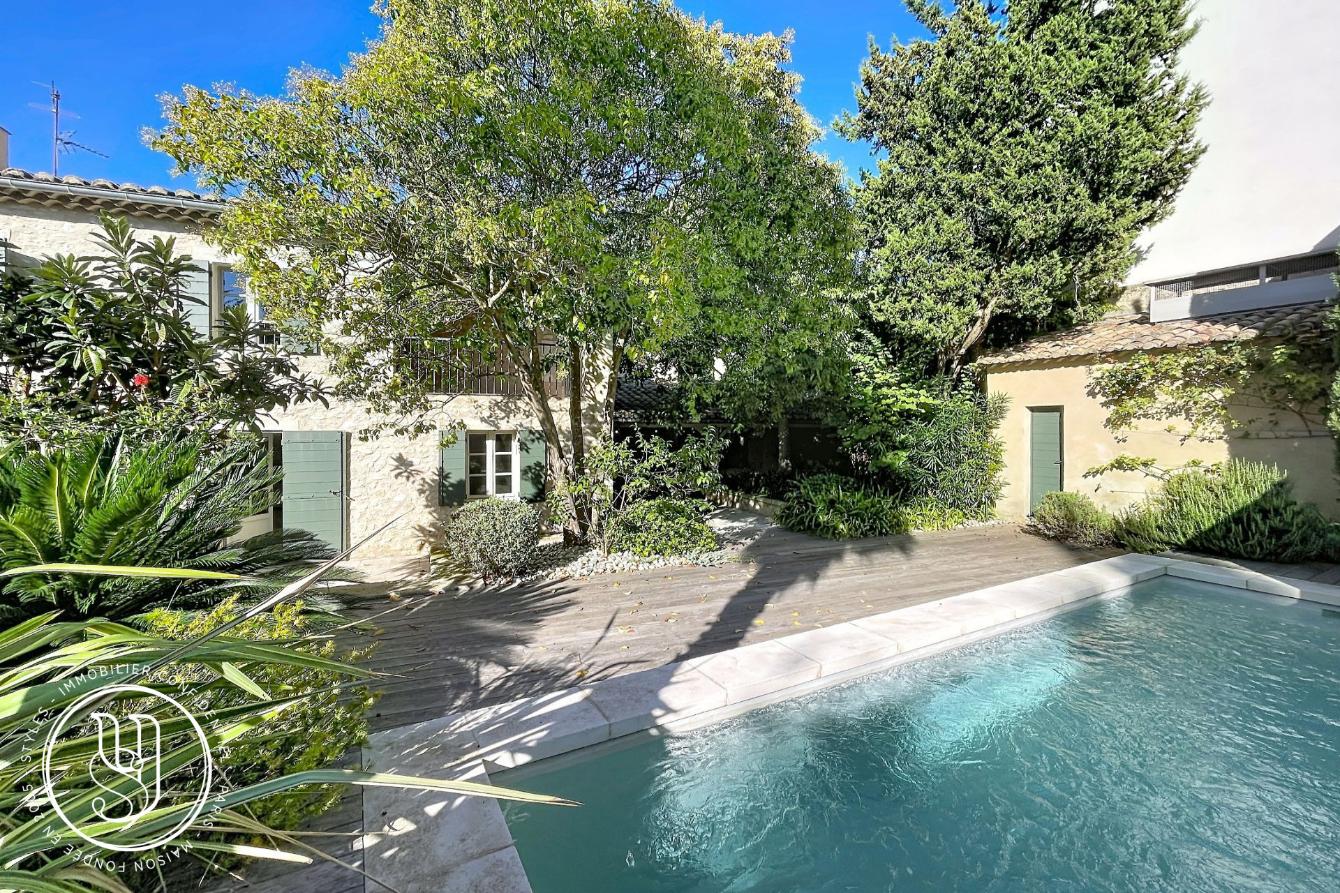 Saint-Rémy-de-Provence -  - Une adresse confidentielle, une propriété unique - image 16