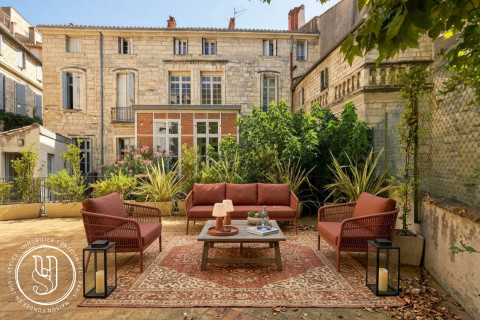 Montpellier - historic center, character, luxury catering, terrace and priva - image 1