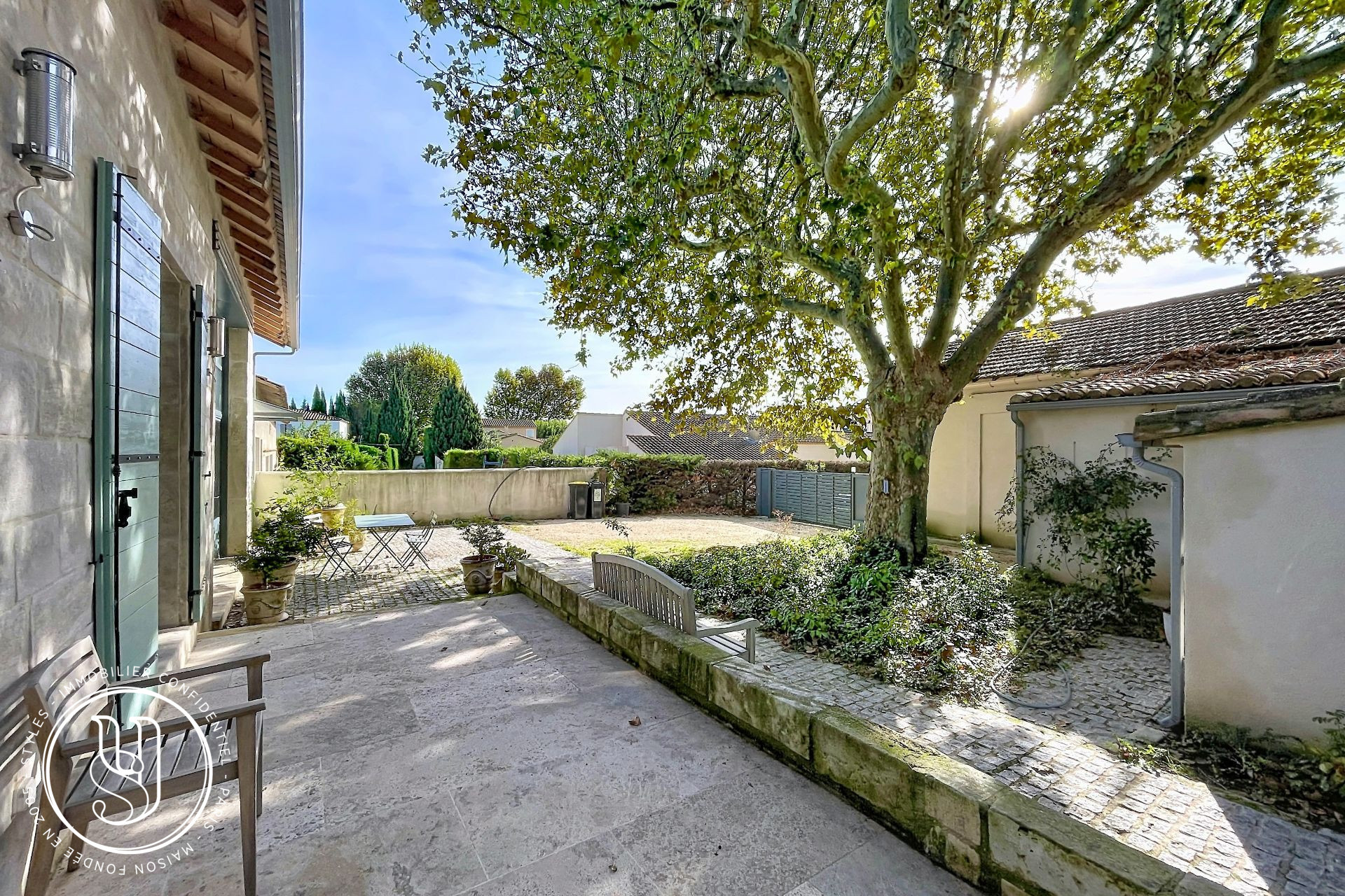 Maussane-les-Alpilles - Une maison en pierre, prête à vivre - image 4