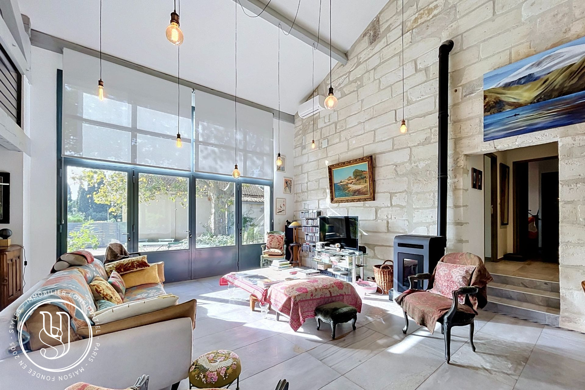 Maussane-les-Alpilles - Une maison en pierre, prête à vivre - image 3