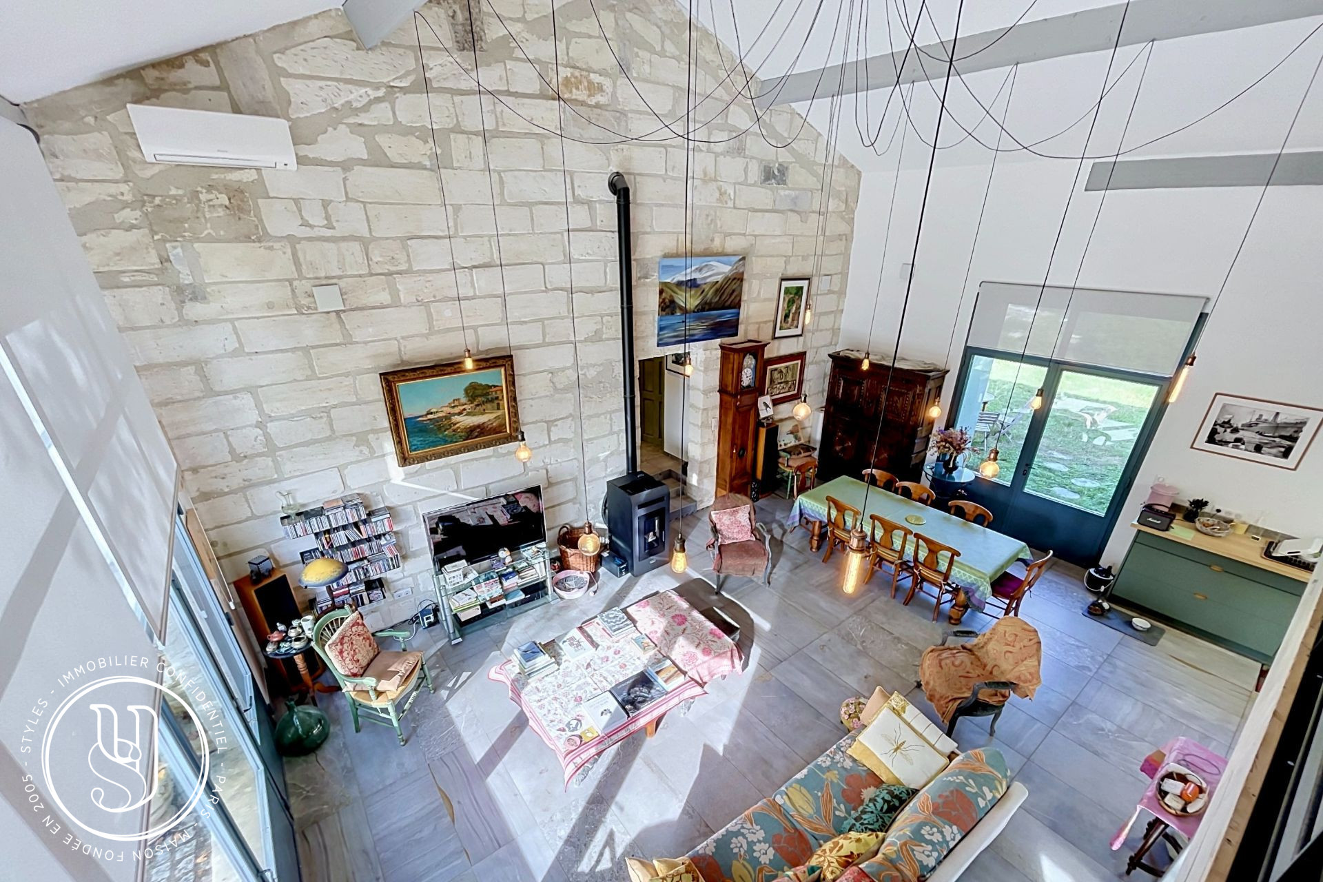 Maussane-les-Alpilles - Une maison en pierre, prête à vivre - image 5