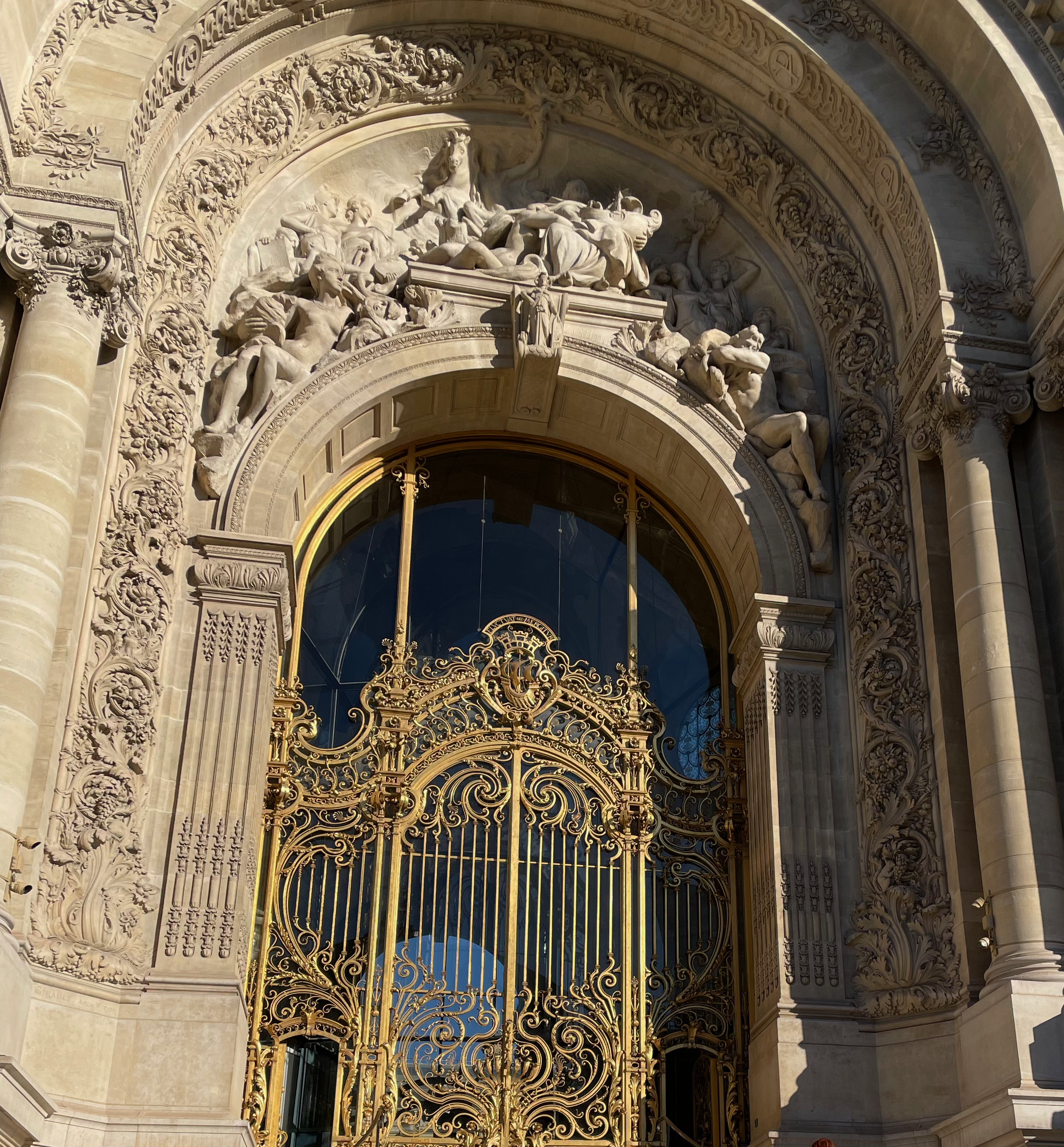 Façade du petit Palai - PARIS